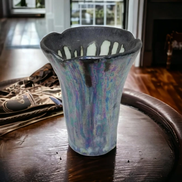 Studio Keramik Vase Benzinglasur 5 Zoll hohe abgekopfte Kante Blumentopf signiert JH