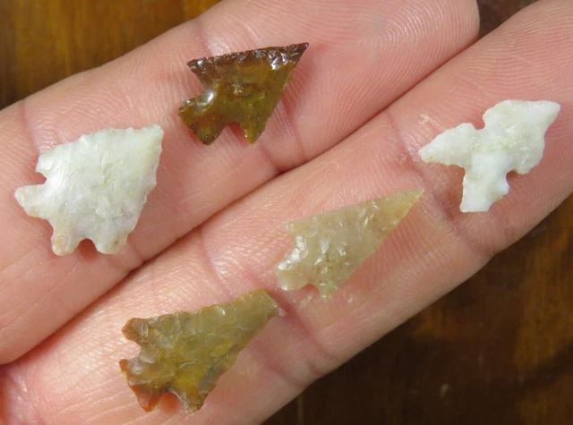 Colorful group of 5 north-central Oregon points from the Columbia River area