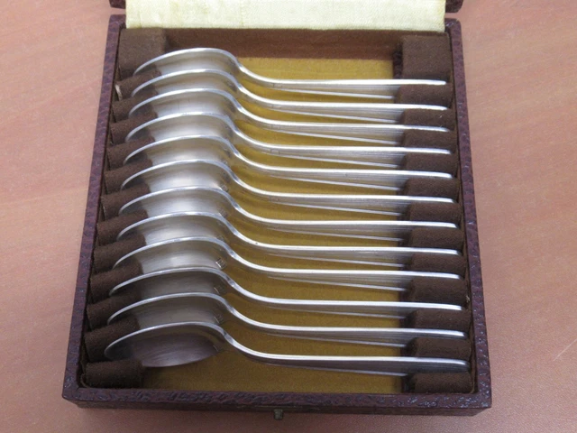 ANCIEN COUVERT MÉNAGÈRE en métal argenté Reneka Art Déco 49 Pièces