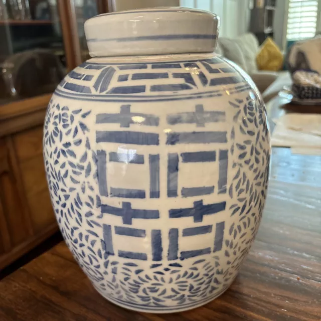 Vintage Asian Chinese Large Ginger Jar Double Happiness Blue & White W Lid