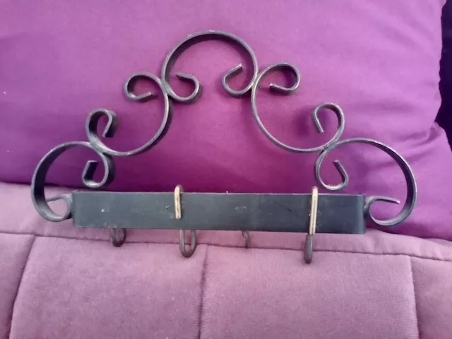 Hübsche antike Garderobe aus Eisen, Haken, Metall, Schlüssel B: 21cm, H: 12,5 3