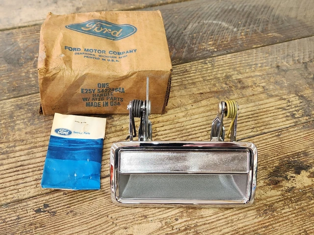 NOS Ford E25Y-5422404-A 1981 82 83 Ford Mustang Passenger Side Outer Door Handle
