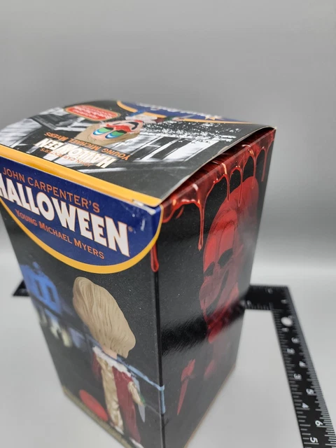 Royal Bobbles Halloween Young Michael Myers Clown Horror Bobblehead -Hot Topic 7