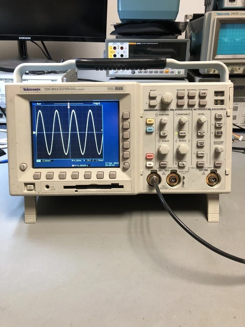 Tektronix TDS3012  100 MHz DPO Oscilloscope