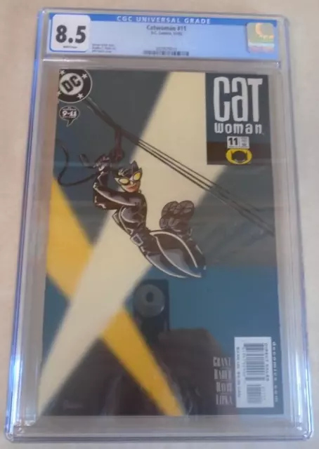 Catwoman Issue #11 Comic. Jeff Parker Cover. CGC Graded 8.5. DC Comics 2002
