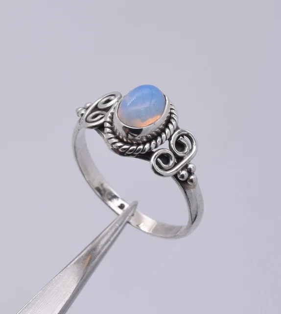 925 Solid Sterling Silver Milky Opalite Ring-7 US D081