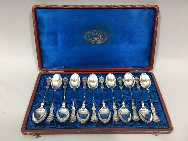 Christofle France. Douze Petites Cuillères à Moka En Argen