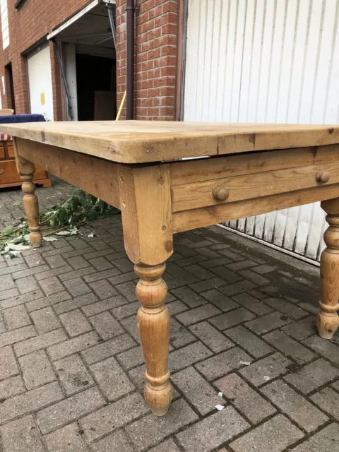 Vintage solid pine dining/farmhouse kitchen table