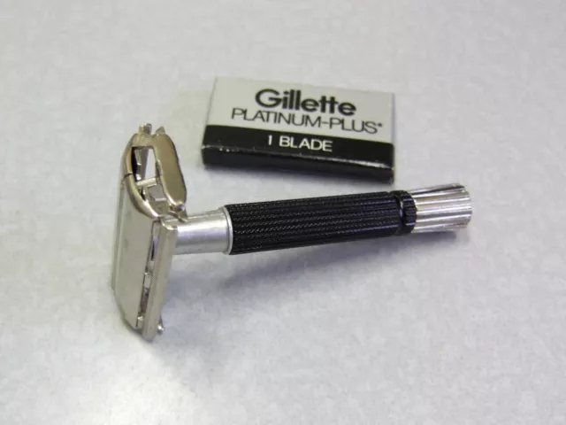 Vintage 1971 Gillette Black Super Speed TTO Double Edge Safety Razor