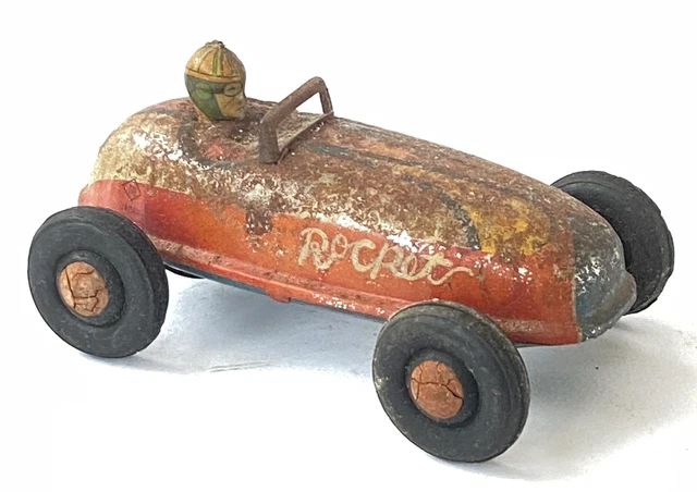 Voiture De Course Racing Car MF 763 Tin Plate 2 Figures