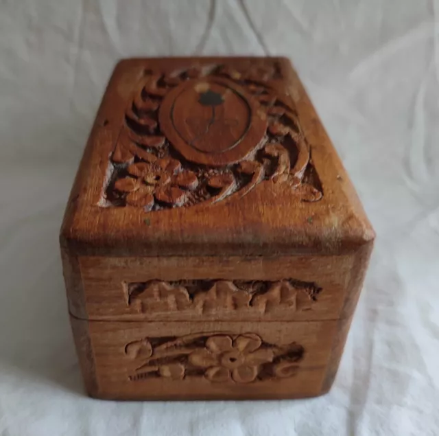 Anglo Indian Kashmiri Style Hand Carved Floral Design Wooden Box 3