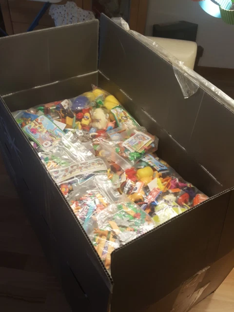 Großes Konvolut Üei Spielzeug Ca. 12 Kg