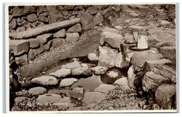 Postcard The Well Giant's Causeway Co Antrim Northern Ireland