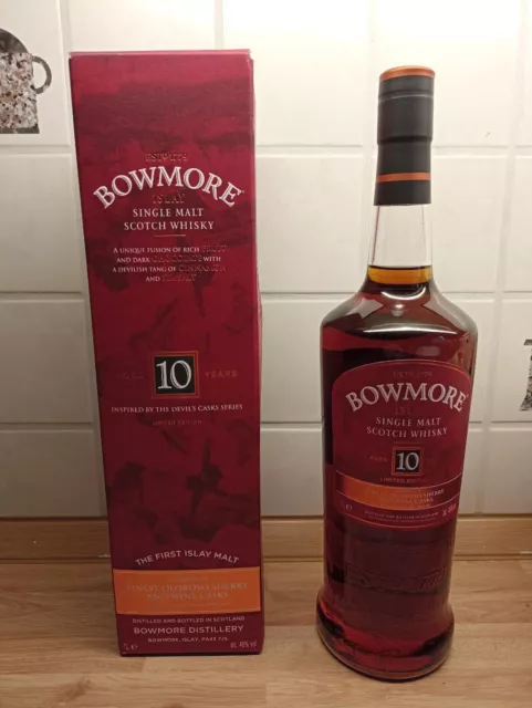 Bowmore 10 Jahre - Inspired by the Devil’s Casks Series, 1 L, 46% abv.