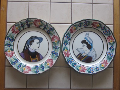 en céramique de Quimper Lot de 2 assiettes à huitres décor breton 