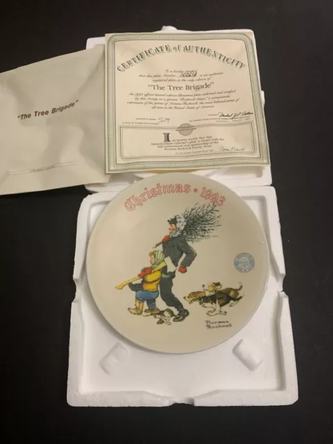 1993 Norman Rockwell The Tree Brigade Christmas Plate by Knowles COA and Box