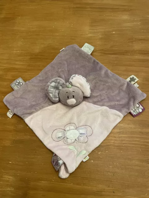 Doudou Noukies Noukie’s Souris Nina Plat Carré Rose Violet Fleur Attache Tétine