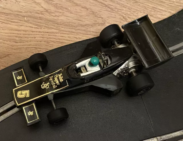 Scalextric rare vintage C126 JPS John Player Special F1 car superb and fast