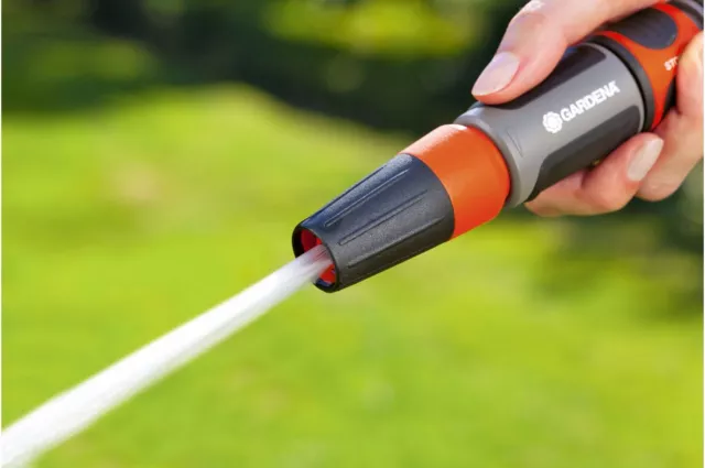 CLEANING NOZZLE with Adjustable Spray Gardena Classic 18300 3