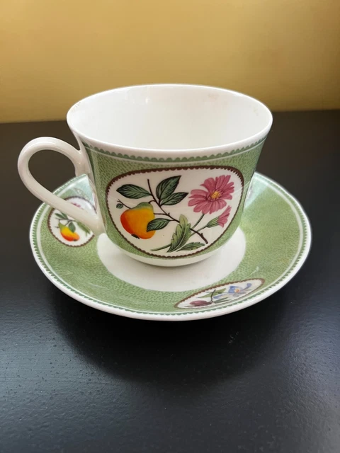 Ensemble Tasse Et Sous Tasse Roy Kirkham Fine Bone China - England - Louise 3