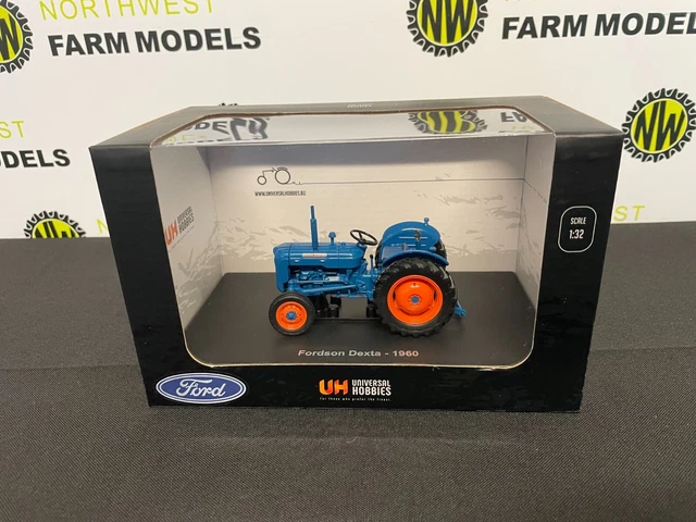 Miniature Tracteur de 1960 - FORDSON Dexta UNIVERSAL HOBBIES UH6270
