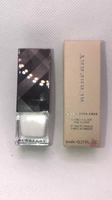 Burberry Nail Polish Iconic Colour in N.440 Optic White As Pic See Desc