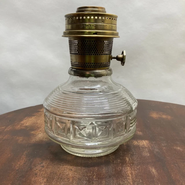 VTG ALADDIN OIL Kerosene Lamp Clear Model 23 Colonial Squares Panel