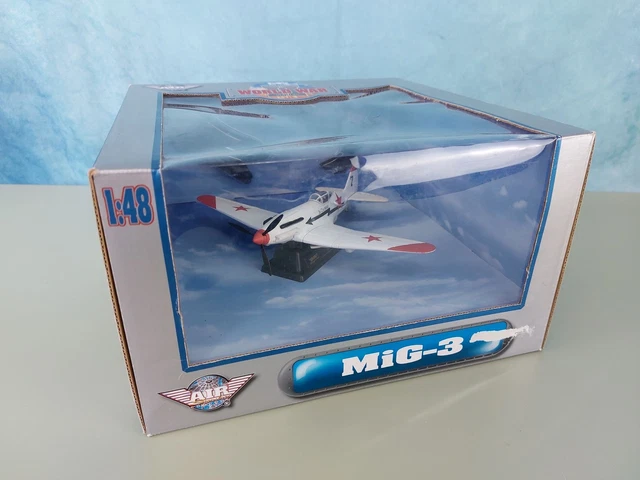 Modello Aereo Boeing 737 Asia In Scala 1:400 - Collezione In Lega E ABS, 15x14x6.5 Cm, Con Base Espositiva, Regalo Appassionati