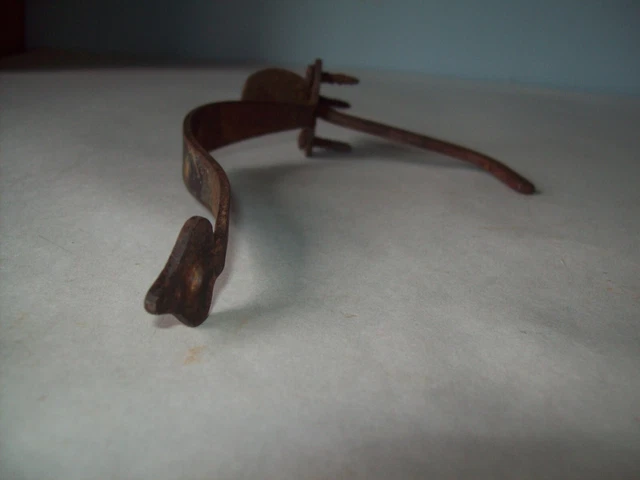 vintage thumb lever shed  door handle 4