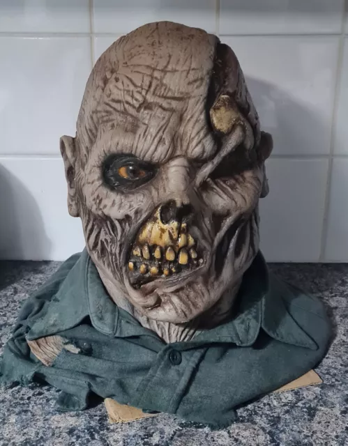 Jason Voorhees Latex Mask Display Bust Friday 13th Part 6