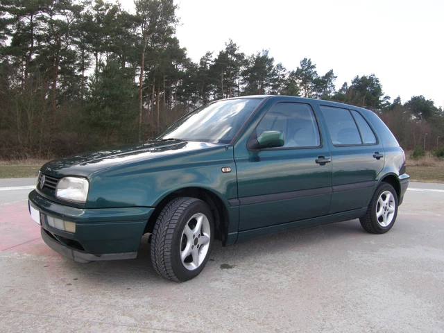 VW Golf JOKER 1,4 Benzin 60PS 69700 km TÜV 11/2024