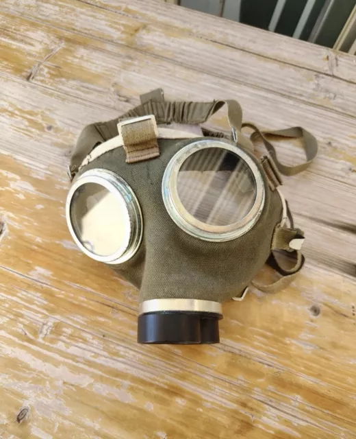 Maschera antigas Esercito Ungherese /militare/militaria Guerra Fumo Gas Vintage 3