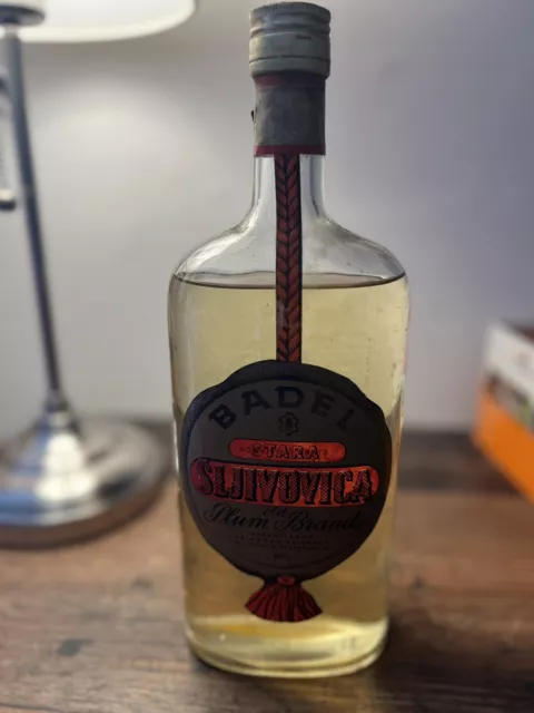 Badel Hrvatska Stara Sljivovica Finest Plum Alter Slivovitz / 40 % aus 1973