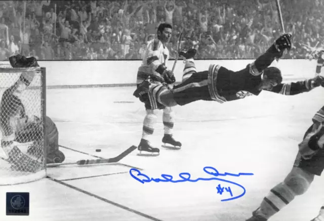Bobby Orr Signed Bruins "The Flying Goal" 7x11 Photo - Official Bobby Orr Hologr