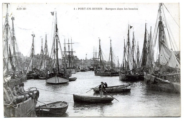 (S-109520) FRANCE - 14 - PORT EN BESSIN HUPPAIN CPA      A.D. ed.