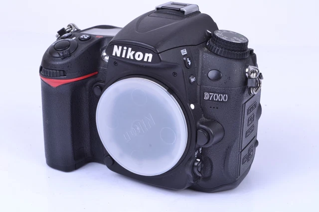 Nikon D7000 16.2 MP CMOS DSLR Camera Body Shutter Count 16,000 #T50235