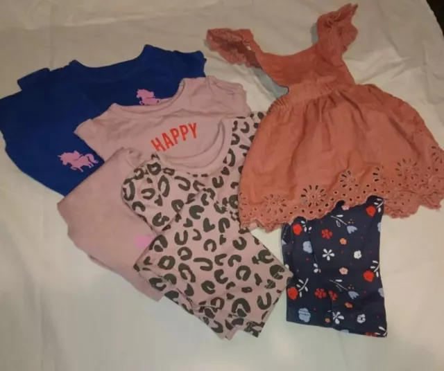 Pacchetto di abbigliamento grande per bambine taglia 0-3 mesi - 8 articoli