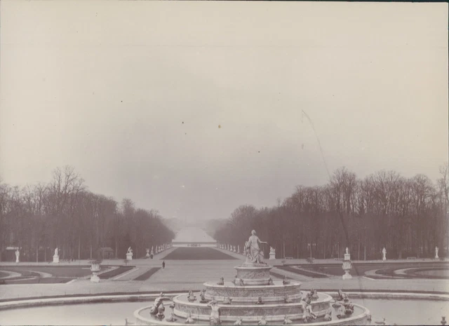 France, Versailles, Fontaine et bosquets, ca.1911, Vintage citrate print Vintage