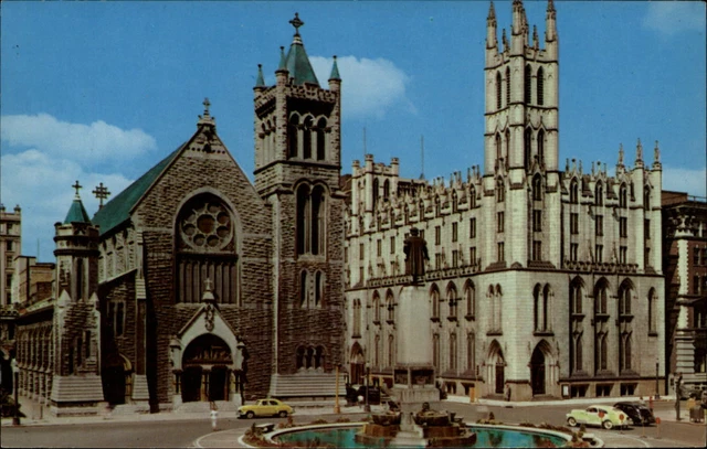 Columbus Circle Syracuse New York 1940s cars ~ postcard sku045