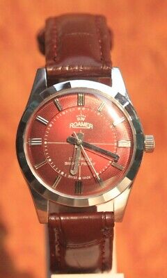 Antique Swiss Vintage Roamer ST96 17 Jewels Hand Wind Red Dial Men's Wristwatch