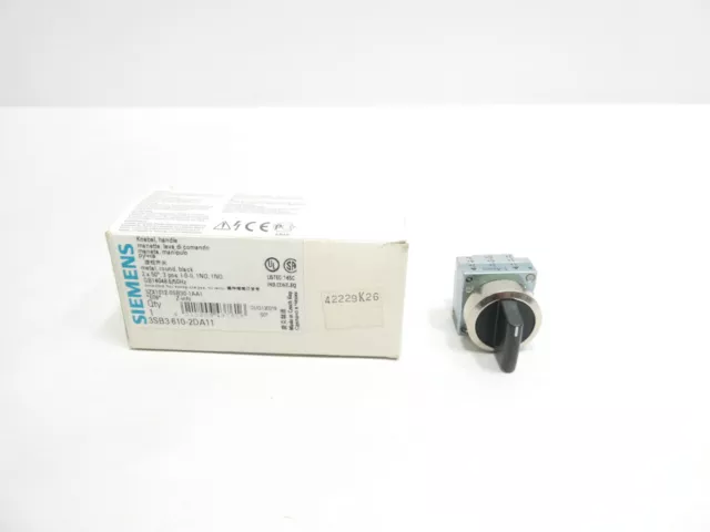 Siemens 3SB3 610-2DA11 Selector Switch 3 Pos