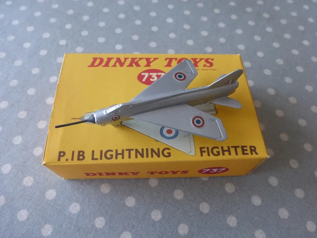 Dinky toys 737 Chasseur P1B Lightning Meccano made in GB+boite