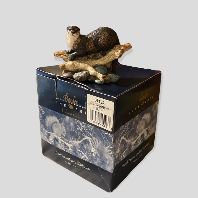 Border Fine Arts Classic HTF OTTER, Ayres  May 1999 made in Scotland B0451