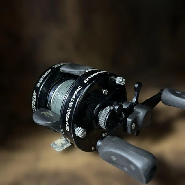 アブガルシア4600c ULTRA CAST Real2 Deal2 Abu Garcia Ambassadeur Ultra Cast UC 4600C 5.1:1 Ratio Reel