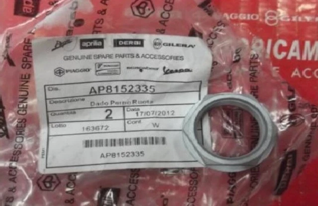 Dado Perno Ruota Anteriore Moto Aprilia Codice AP8152335 RSV RSV4 ETC
