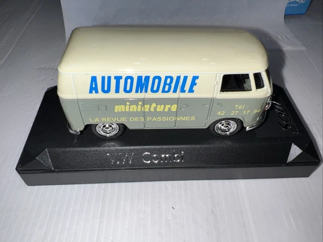 Solido 1:43 Volkswagen VW Käfer 1302 LS Year 1972 blue 421436050 model