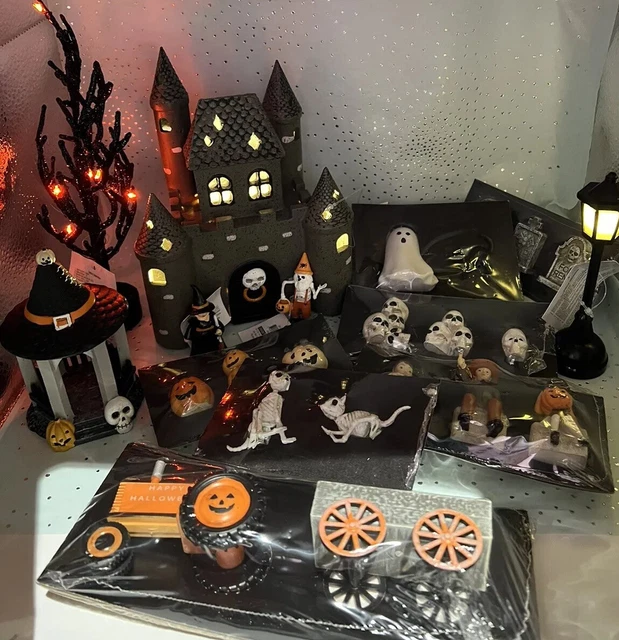TARGET BULLSEYE PLAYGROUND Set Spooky Haunted House Halloween Mini