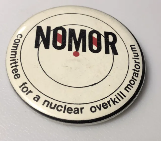 VINTAGE PROTEST NUCLEAR Weapons Bombs War Arms Race Pro Peace Pin ...