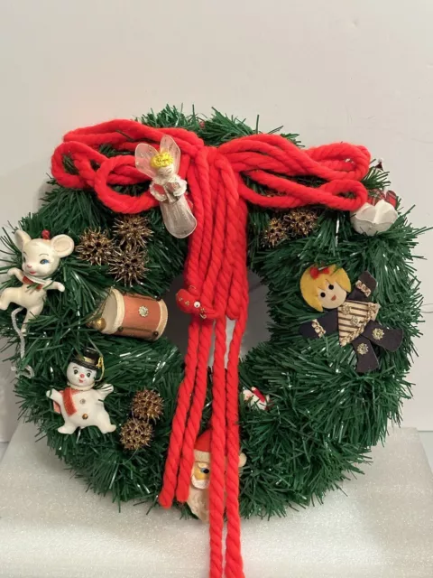 Vintage Christmas Wreath Handmade  13” Door Or Wall Decoration 1960’s/1970’s