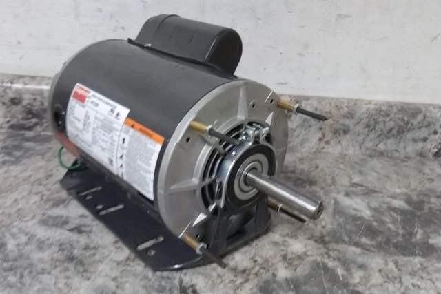 Dayton 4YU20 1/4 HP 860 RPM 115VAC Permanent Split Cap Direct Drive Blower Motor